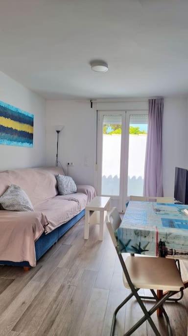 Apartamento Privado Con Jardin, Piscina Elevada Y Bbq Chiclana de la Frontera Kültér fotó