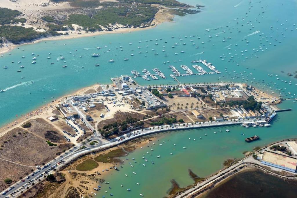 Apartamento Privado Con Jardin, Piscina Elevada Y Bbq Chiclana de la Frontera Kültér fotó